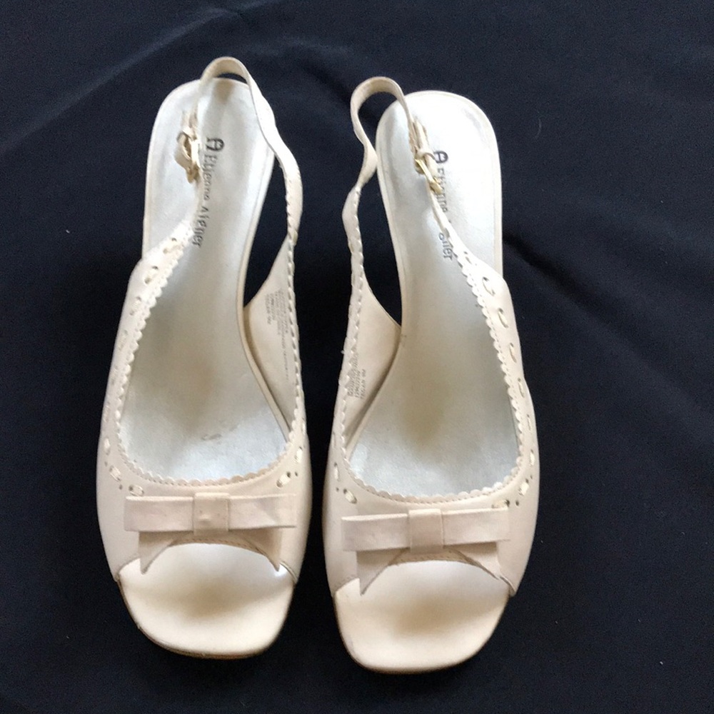 Shoes Etienne Aigner leather beige sling back size 9M with bow